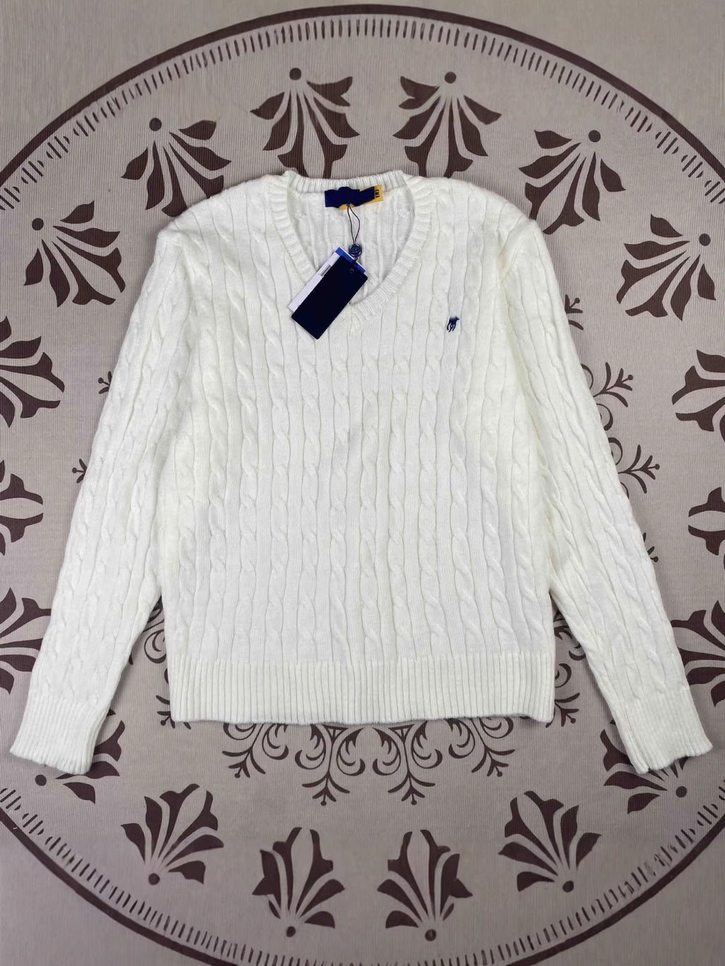 RL Rough Pony Logo Autumn/Winter Cable Twist V-neck Knit Top for Women, Available for Scanning, Embroidered Knit Sweater, Women's Top