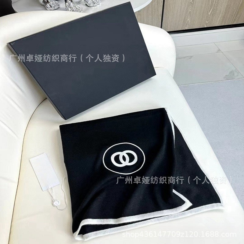 Autumn/Winter high-quality Chamelette cashmere scarf for women, double C letters, black and white circle, solid color, versatile double-sided shawl