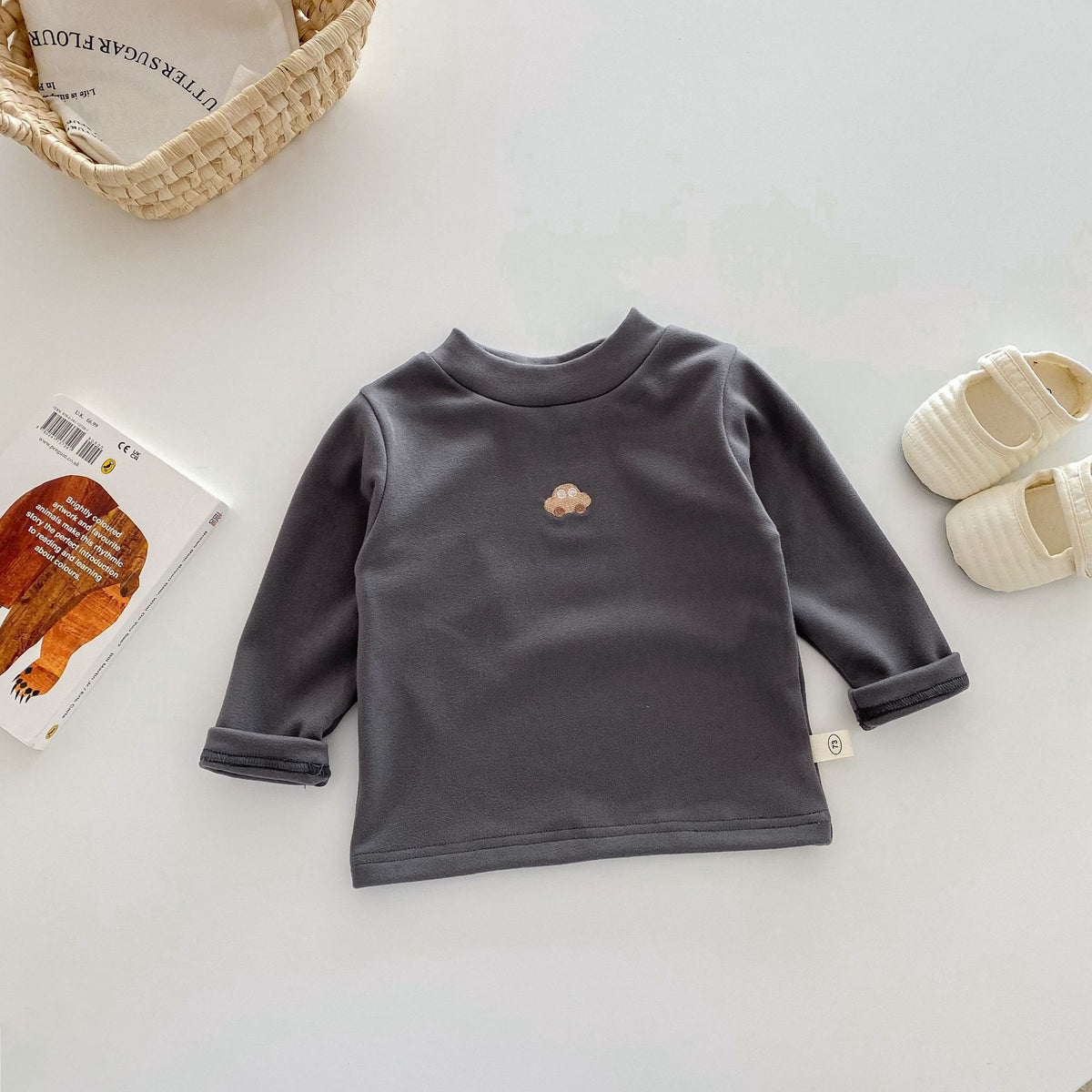 Children's German velvet base shirt 0-5 years old winter small left small right girl foreign style cartoon with boys' winter clothes AY648
