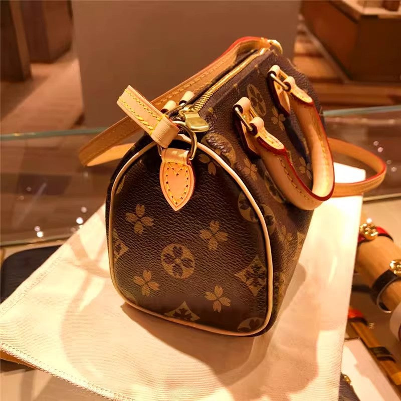 Cross-border original standard 163 chip L2026 new L2026 new Lujia speedy pillow bag V genuine leather women's bag single shoulder crossbody bag