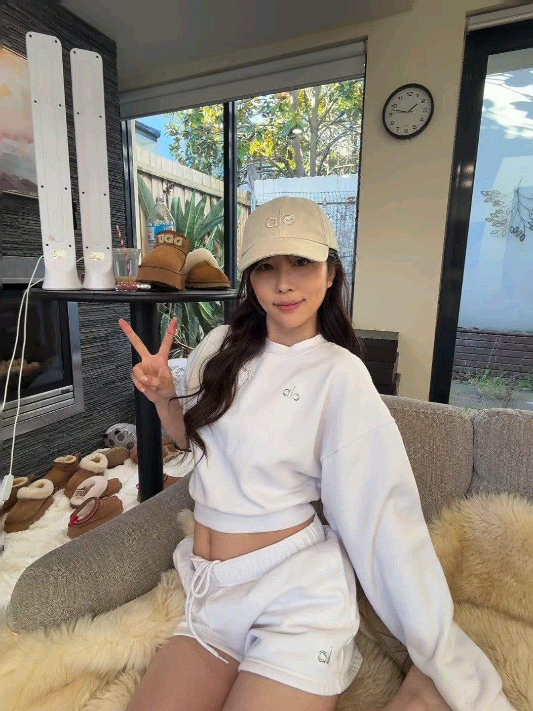In stock new AIO short crew neck long-sleeve sweatshirt + drawstring shorts for women, casual loose and versatile daily set