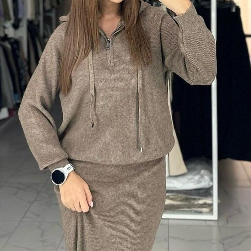 Spot knitwear, European and American foreign trade women's clothing, 2024 autumn new hooded sweatshirt, fashion casual skirt set