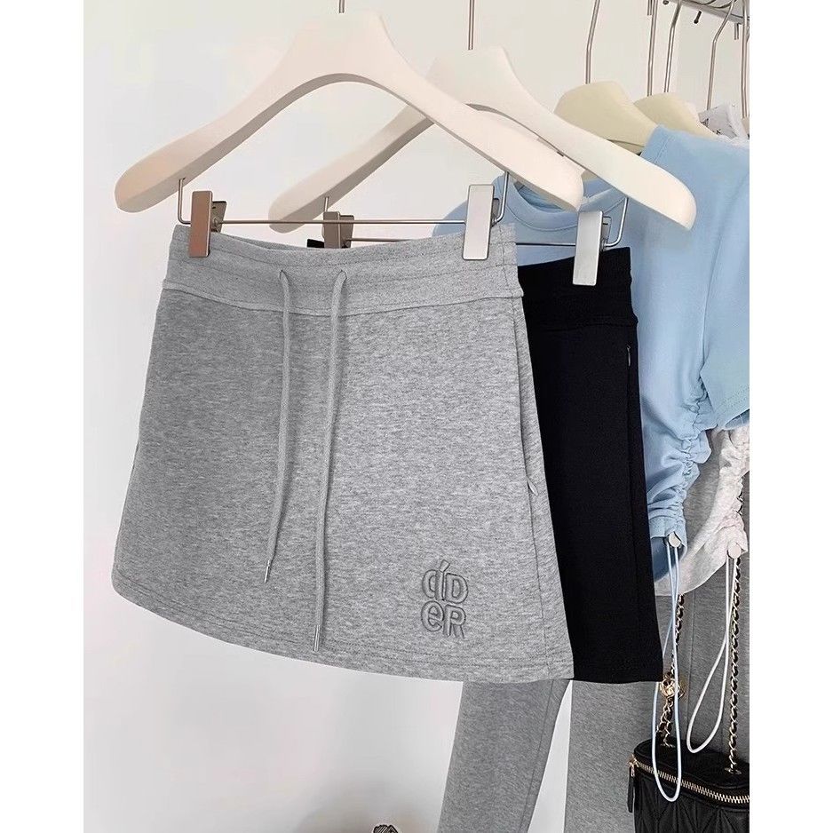 Gray short sports sweat skirt pants for women, 2025 spring new high-end drawstring hip-hugging short skirt, A-line skirt