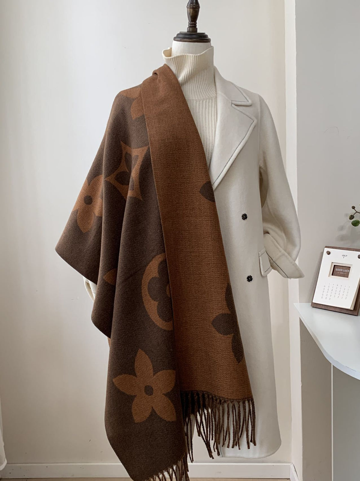 New European and American winter bestseller cashmere scarf women's