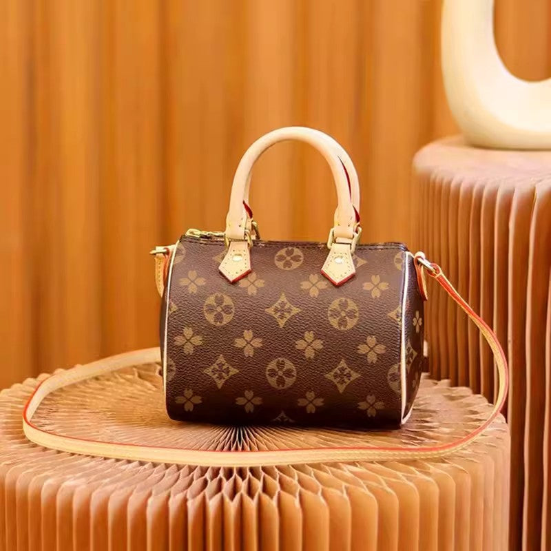 Cross-border original standard 163 chip L2026 new L2026 new Lujia speedy pillow bag V genuine leather women's bag single shoulder crossbody bag