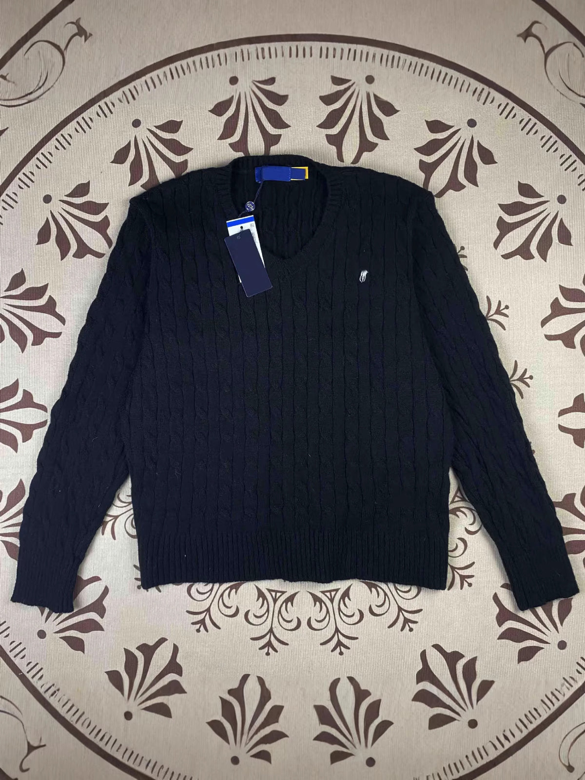 RL Rough Pony Logo Autumn/Winter Cable Twist V-neck Knit Top for Women, Available for Scanning, Embroidered Knit Sweater, Women's Top