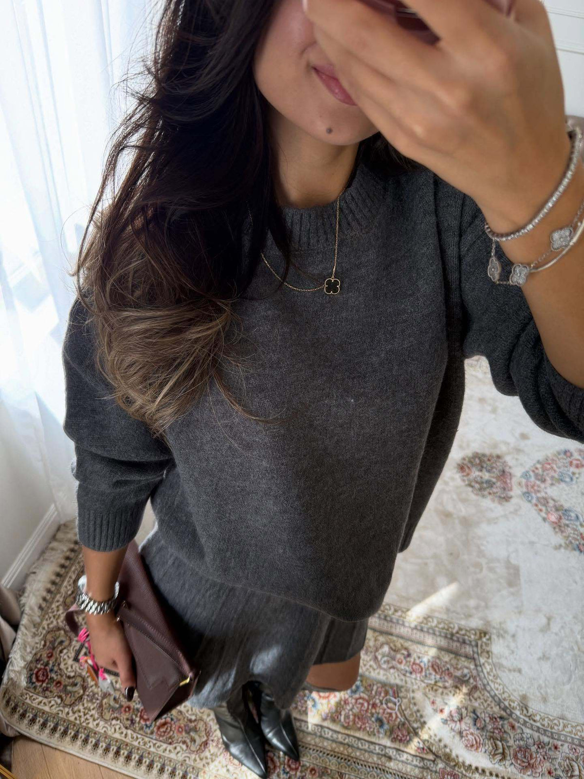 2025 Fall/Winter New Pullover Knitted Sweater Female Temperament Versatile Knitted Short Skirt High-End Two-Piece Wholesale Women