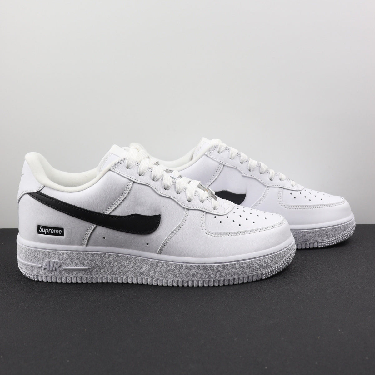High-quality Air Force No.1 sneakers, women's thick-soled casual commuter white shoes, men's AF1 leather flat sports trendy shoes