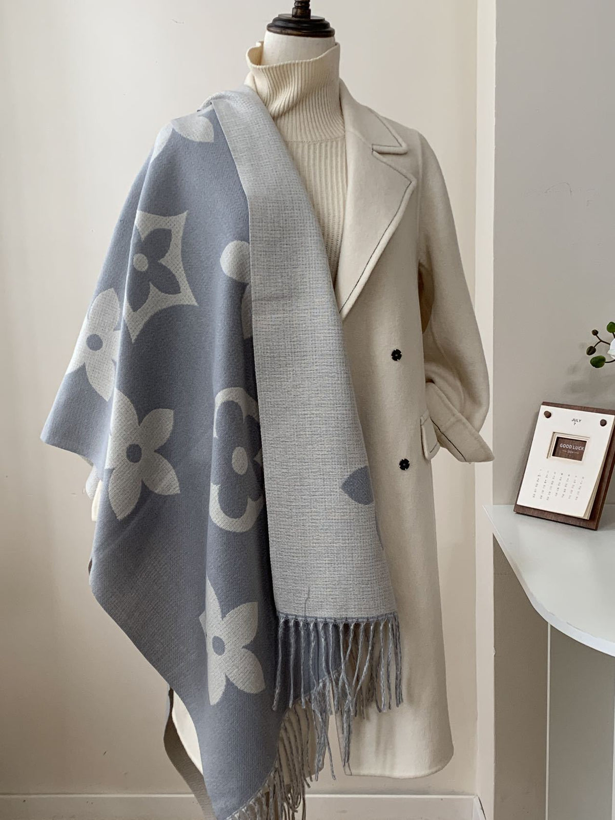 New European and American winter bestseller cashmere scarf women's