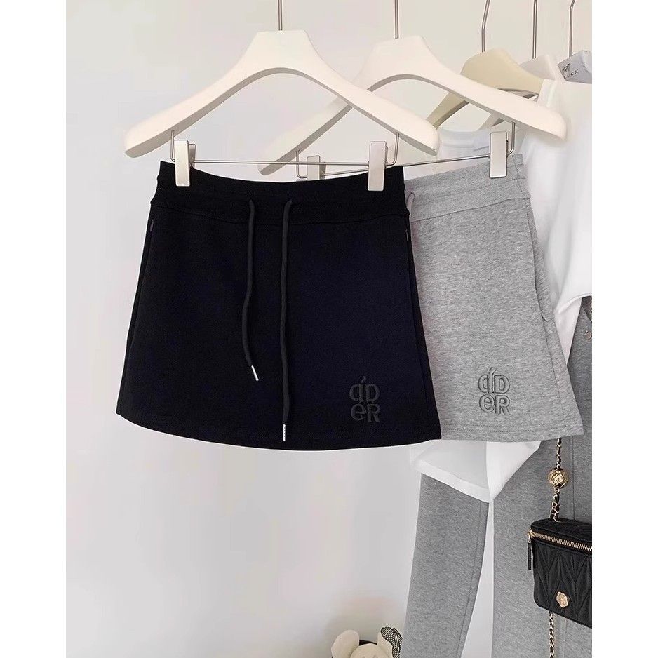 Gray short sports sweat skirt pants for women, 2025 spring new high-end drawstring hip-hugging short skirt, A-line skirt